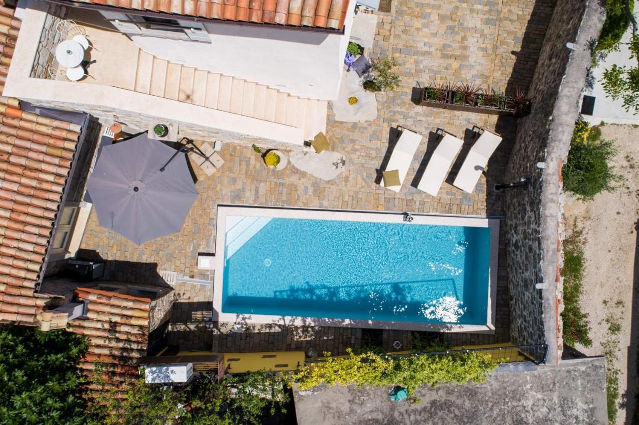 Lovely Rustic Villa Katarina With 2 Pools Gracisce Экстерьер фото